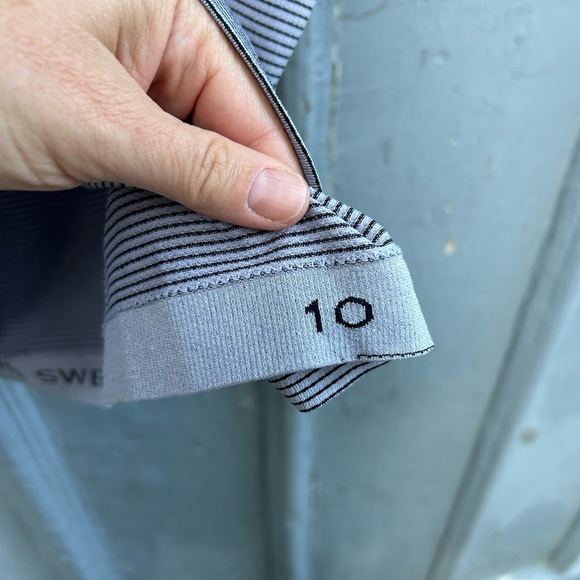 Lululemon Run: Swiftly Tech Short Sleeve Crew, size 10 - Picture 11 of 12